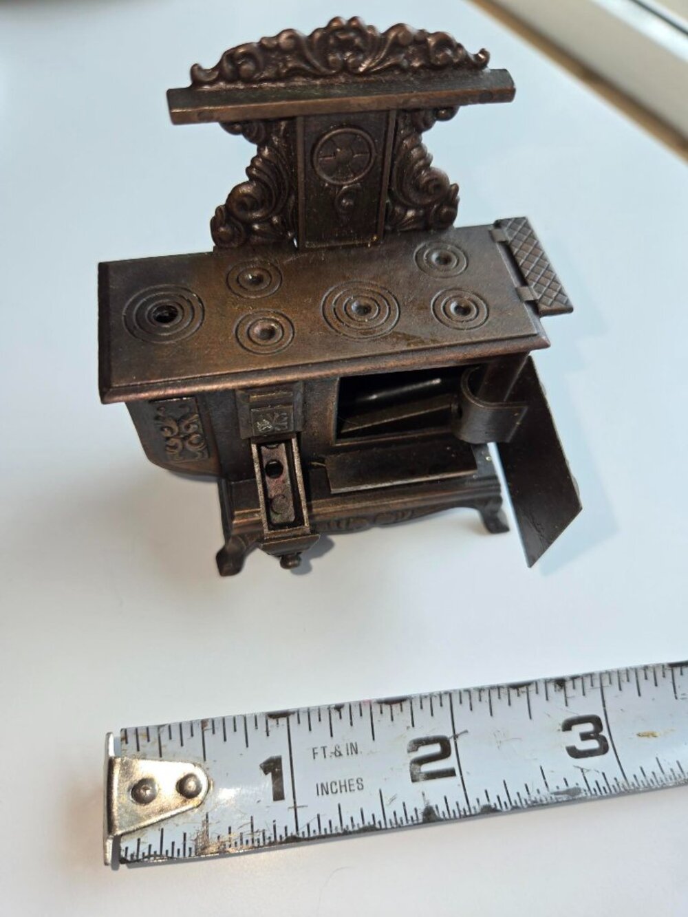 Play Me Cast Iron Stove Pencil Sharpener Miniature Spain 1970s